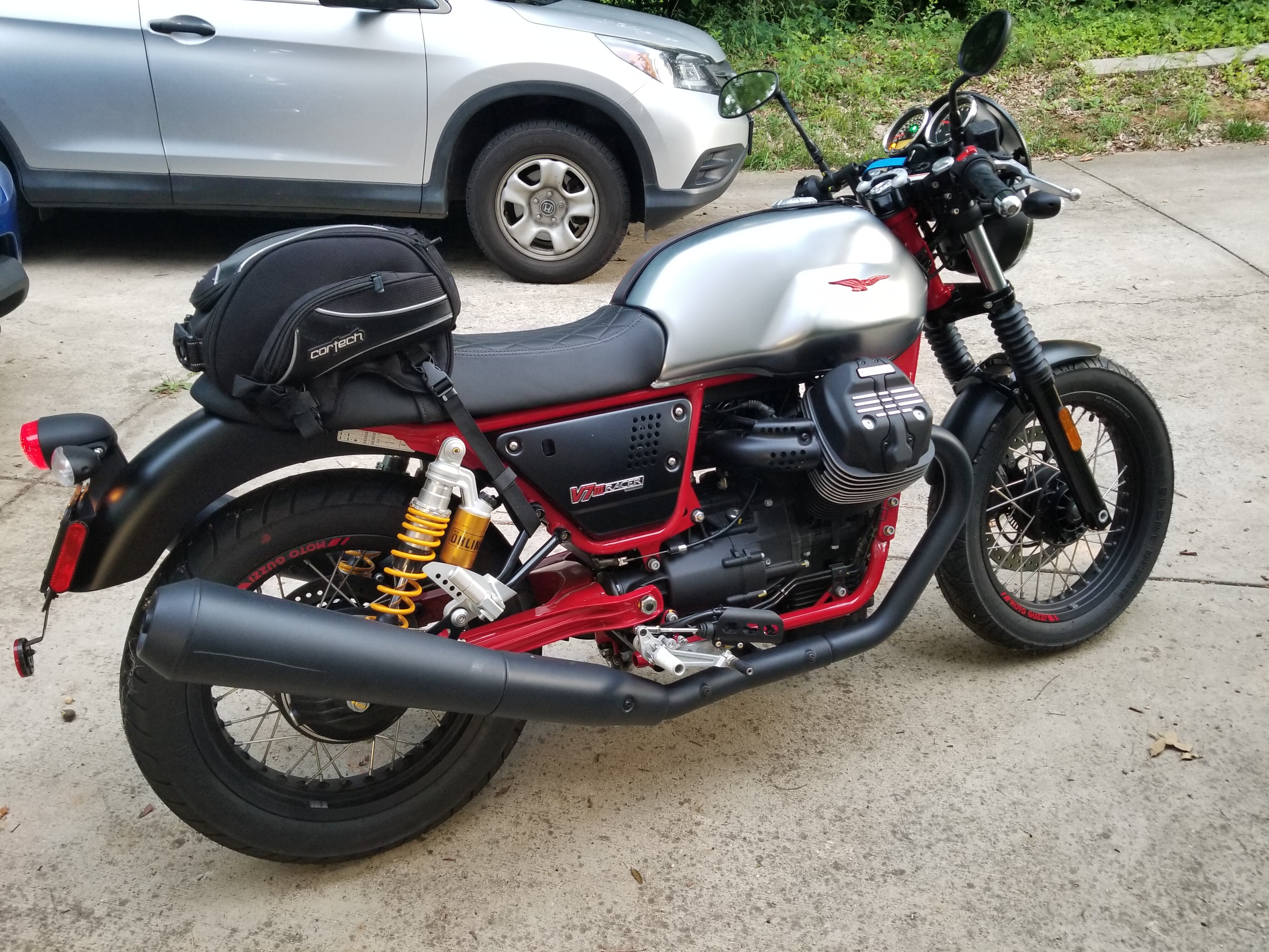 moto guzzi v7 saddlebags