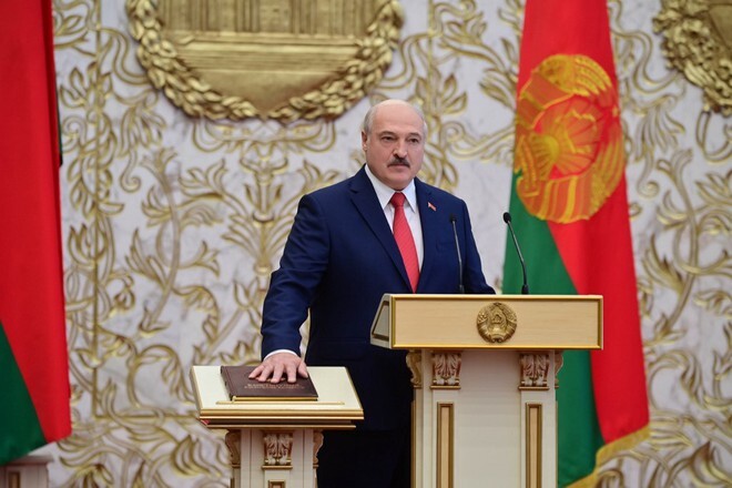 Tổng thống Alexander Lukashenko trong lễ tuyên thệ nhậm chức /// AFP