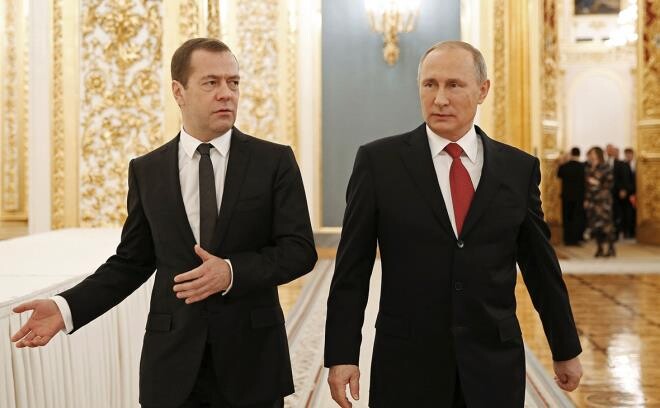Thôi làm Thủ tướng, ông Medvedev giờ làm gì? - 1