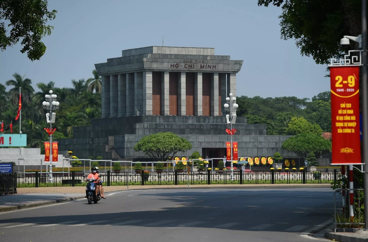 Lăng Chủ tịch Hồ Chí Minh tại Hà Nội, Việt Nam