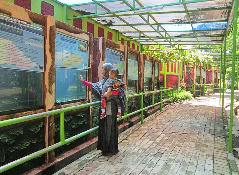 Taman Wisata Studi Lingkungan, Mini Kebun Binatang di